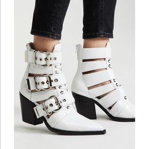 Jeffrey Campbell Caceres Booties White Sz 8